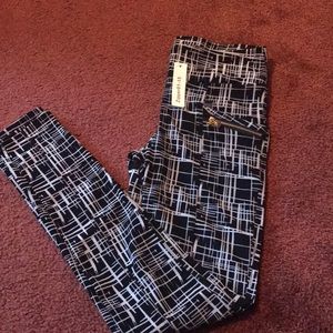 NWT leggings with zipper